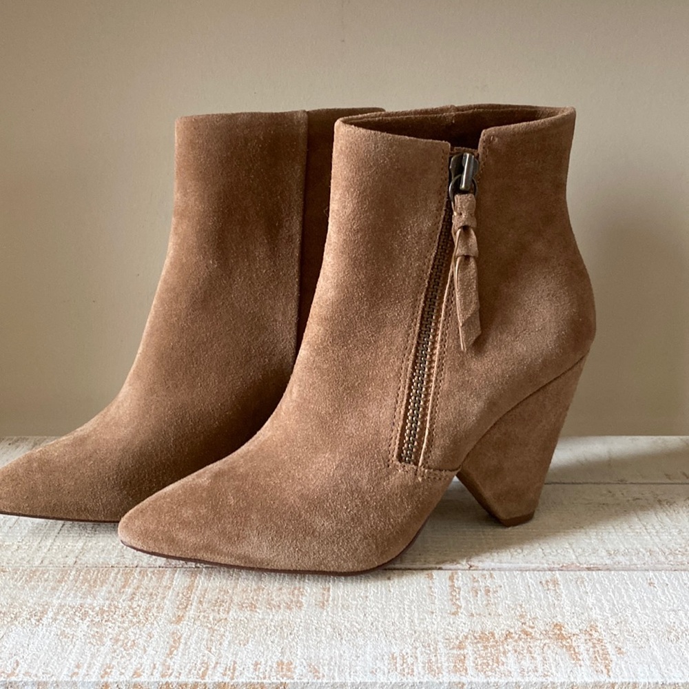 Beige suede boots with gold side zipper